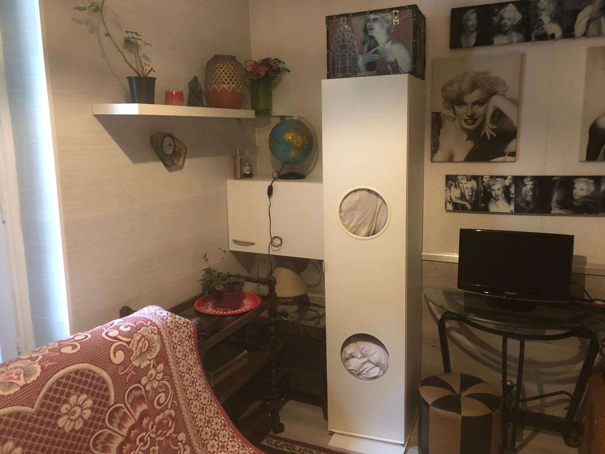 Studio "Maryline" Sejours Parisiens Abordables - Rez De Chaussee Sur Beau Patio Ombrage- Accessible Handcaps - Grand Canape-Lit Clic Clac 2 Places - Cuisine Equipee - Salle De Bains - 5 Minutes Du Metro Brochant Ligne 13,Bus 74 Et 31 Extérieur photo